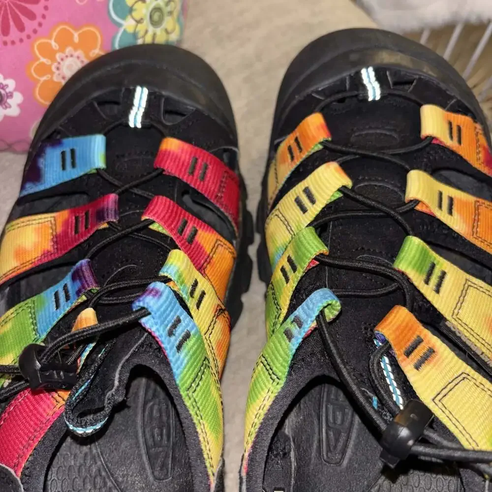 KEEN Newport Retro Hiking Sandals – Men's Size 10.5 (Original Tie Dye)